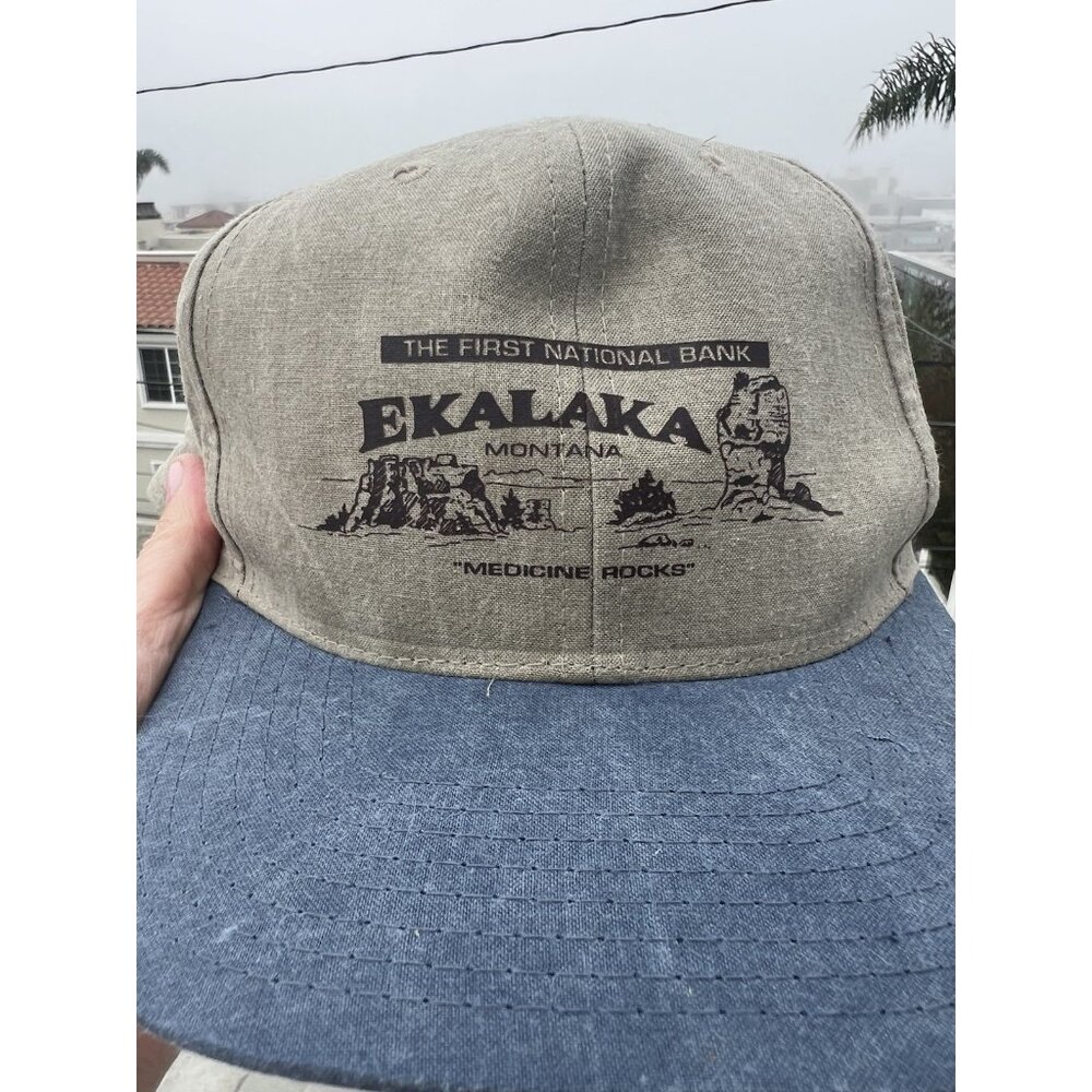 Vintage 80s Ekalaka Montana khaki blue Medicine Rocks cap gorpcore hipster